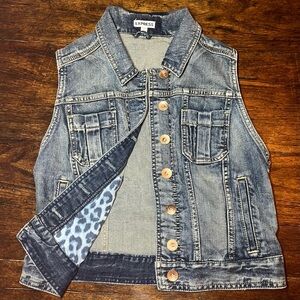 Express Distressed Denim Vest Women’s M Trucker Style 90s Y2K Western Cowgirl